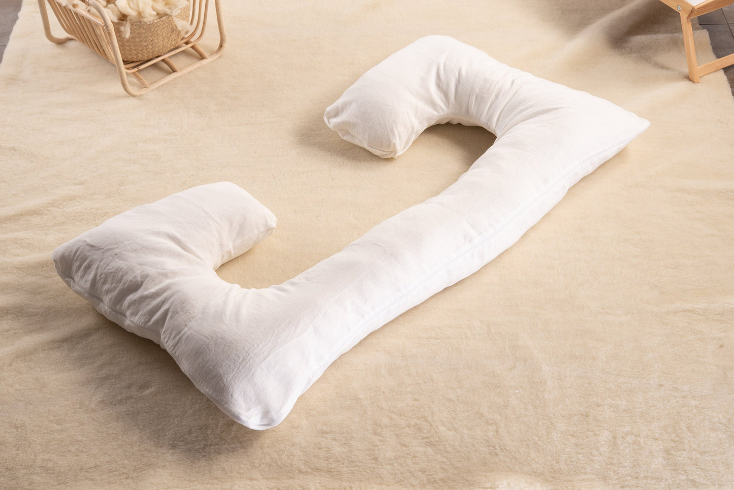 The woolland Organic Linnen Pregnancy Pillow, C Shaped